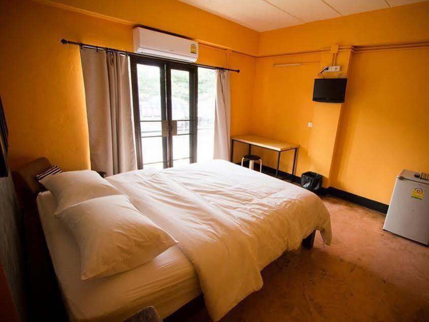 Isleep Guesthouse Chiang Mai Luaran gambar